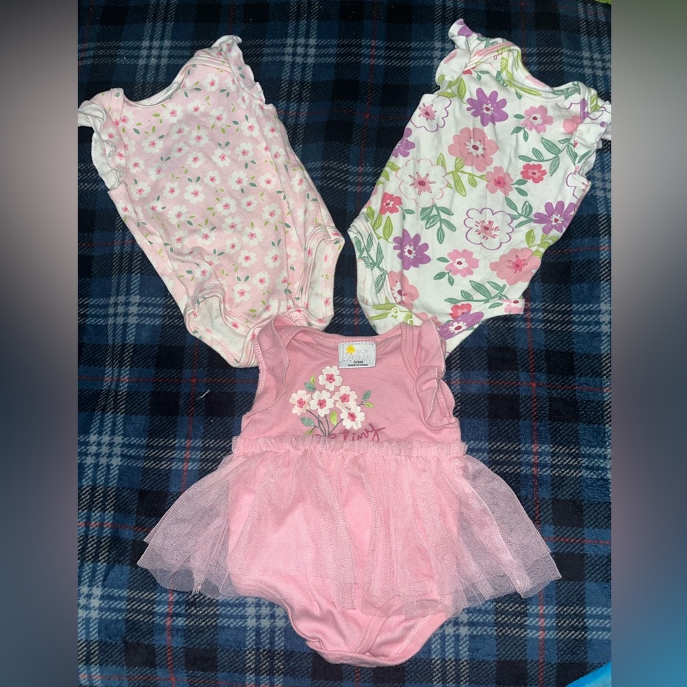 Floral and Pink Baby Onesies Set